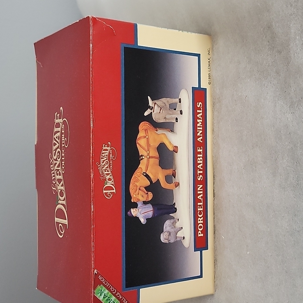 1995 Vintage Lemax Dickensvale Porcelain Stable Animals Horse Donkey Sheep